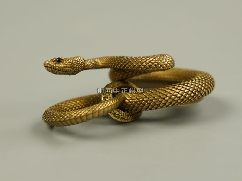 铜制钥匙扣龙蛇仿真动物模型制作