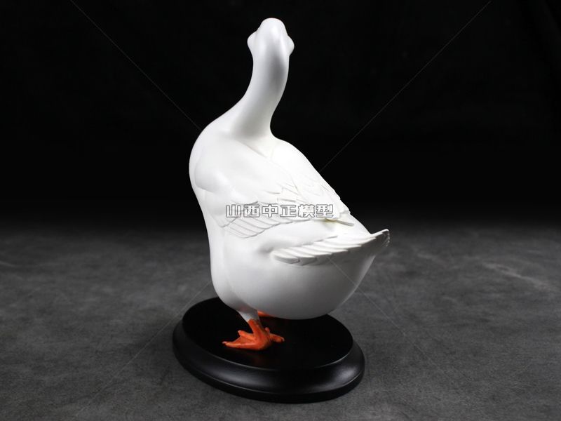 小白鸭摆件动物模型仿真