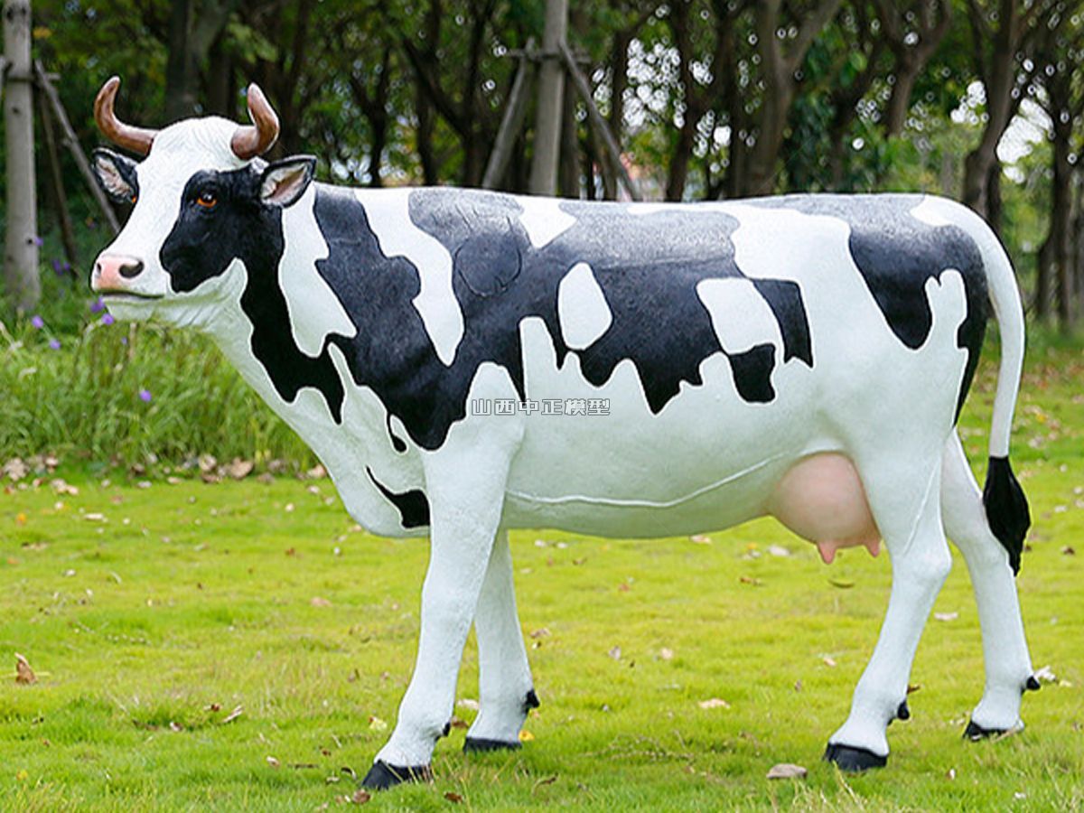 景观农场奶牛雕塑仿真动物模型生产厂家