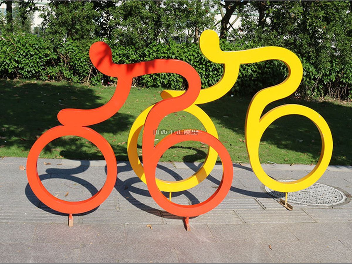 户外公园骑车奔跑的人们不锈钢景观雕塑制作
